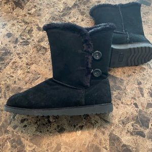 Mossimo size 11 faux fur boots